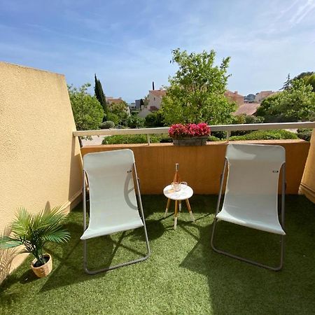 Superbe Appartement Avec Grande Terrasse 카르쿠에이란느 외부 사진